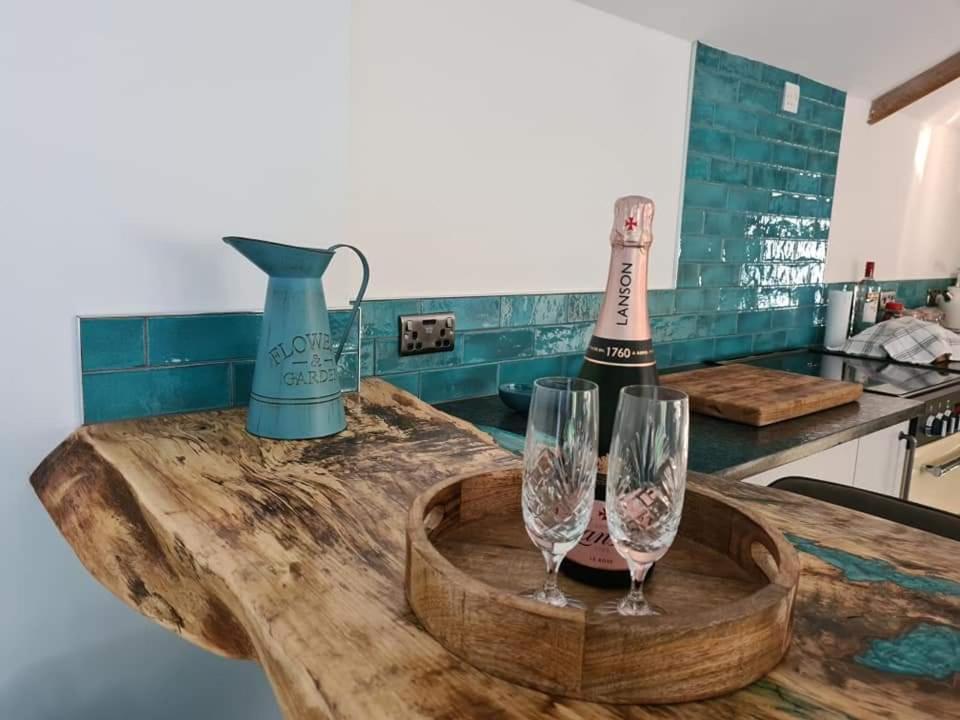 The Old Pottery 2 Person Dog Friendly Cottage Delabole Екстер'єр фото