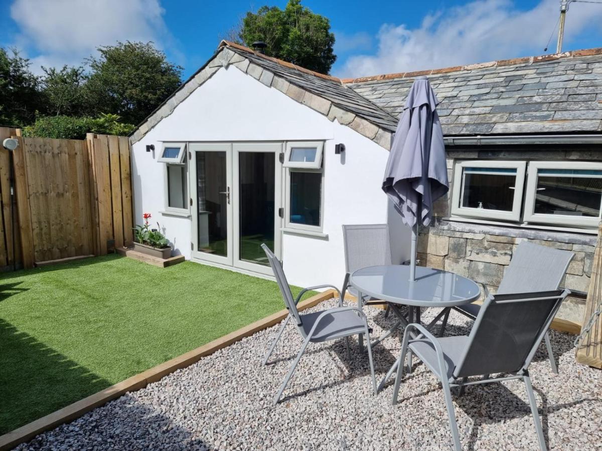 The Old Pottery 2 Person Dog Friendly Cottage Delabole Екстер'єр фото